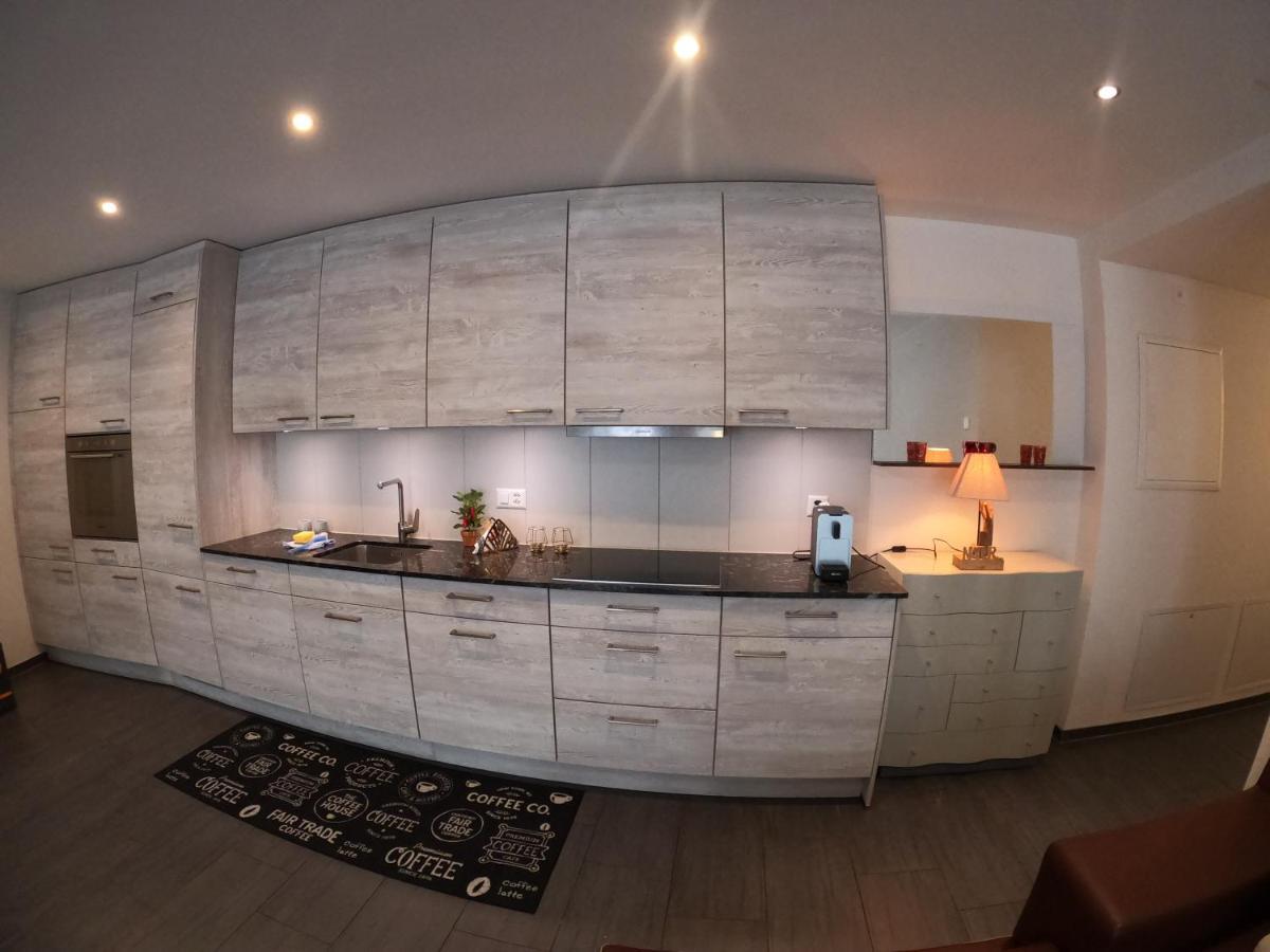 The Golf Apartments 因特拉肯 外观 照片